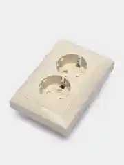 Розетка LEDARD NOVUS PC16-008 с защитными шторками цвет слоновая кость, 2 м, 16 А, 250 В