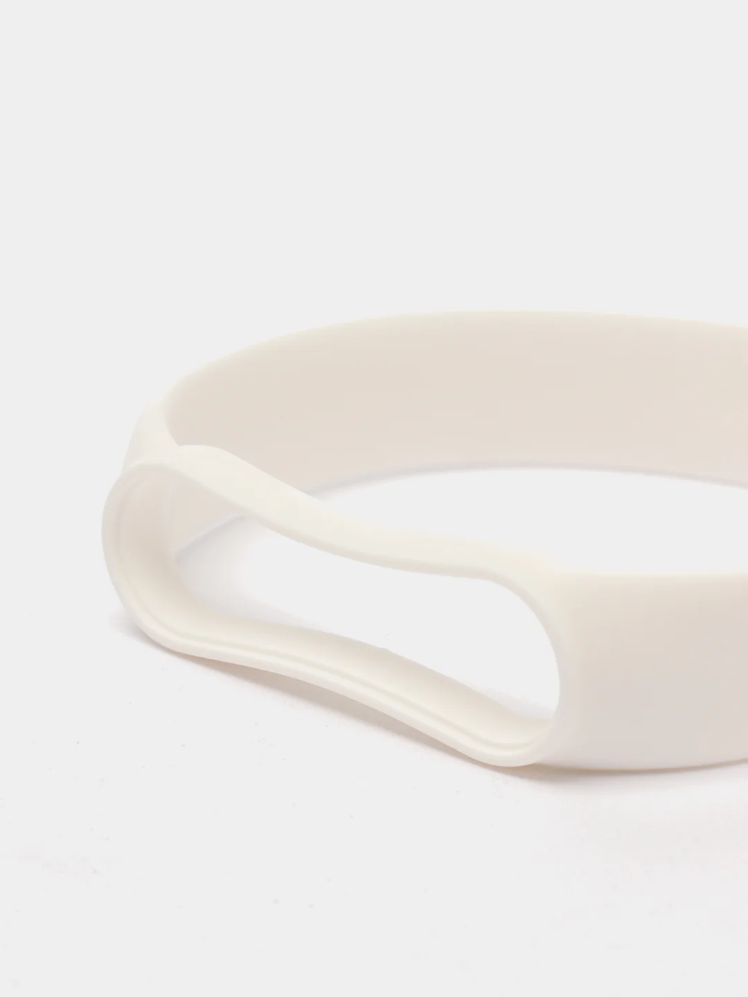 Белый силиконовый ремешок для Xiaomi Mi Band 5 / Mi Band 6, Сяоми Ми Банд 5 / Ми Банд 6