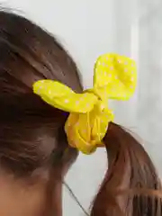 Желтый резики для волос Ушки/Солоха