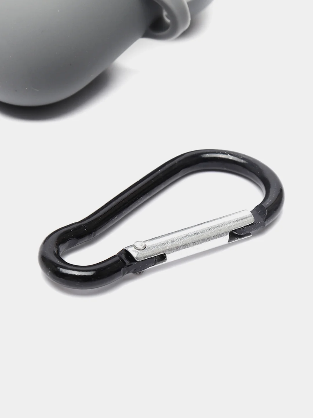 Хром чехол для наушников AirPods 3 силиконовый с карабином и защитой разъема