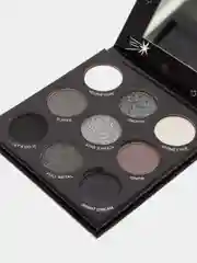 Черный тени - глиттер для век 9 оттенков Ever Beauty