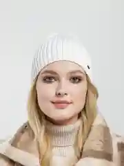 Белый шапки/ Шапки женские/ Шапки для девочек/ Шапки на весну