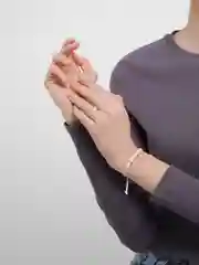 Конфетный браслеты женские с акриловыми бусинами/ ручное плетение