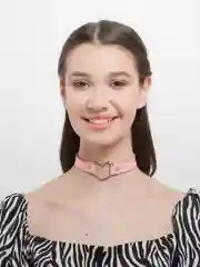Конфетный чокер с сердечком