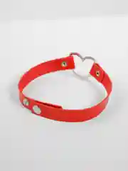 Красный чокер с сердечком
