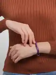 Зеленый браслет узел, фенечка
