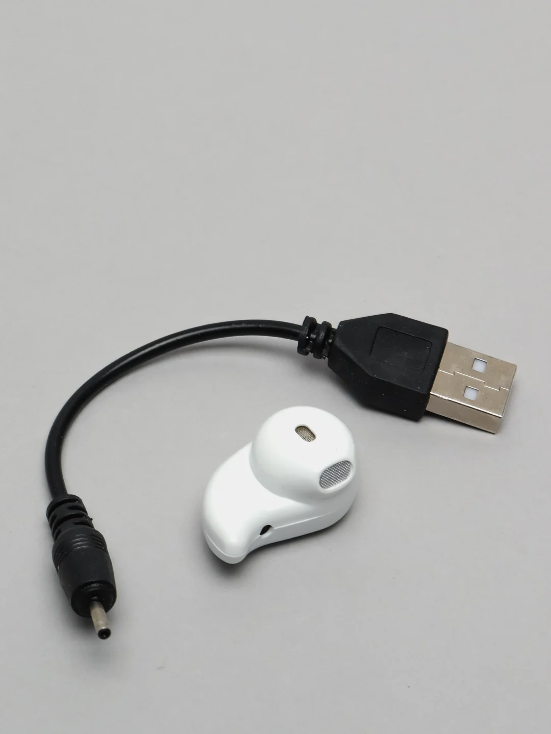 Белый мини Bluetooth наушник с микрофоном громкой связи