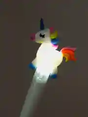 Белый гелевая светящаяся ручка