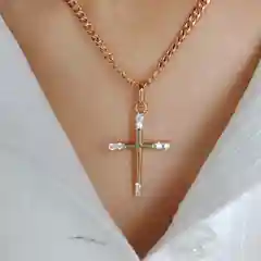 Зелёный хаки крест на шею