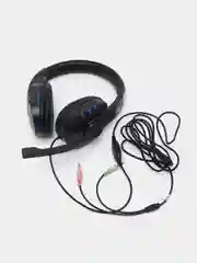Черный игровые наушники  с микрофоном Defender, черный+синий, кабель 2,5 м