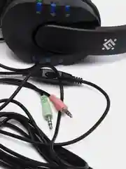 Черный игровые наушники  с микрофоном Defender, черный+синий, кабель 2,5 м