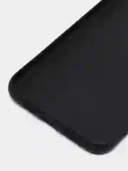 Черный силиконовый чехол IPhone