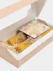 Свечи из вощины в подарочной коробке, катаные свечи, из пчелиного воска, ручная работа