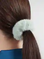 Зеленый меховые резинки для волос