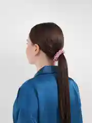 Розовый резинка