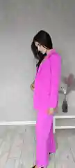 Фуксия костюм женский классический, с брюками палаццо
