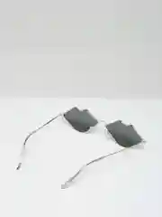 Черный женские солнцезащитные очки губы