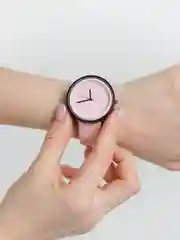Розовый женские часы с ремешком из холста