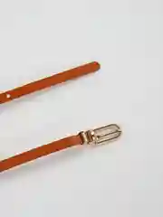 Коричневый ремень женский узкий