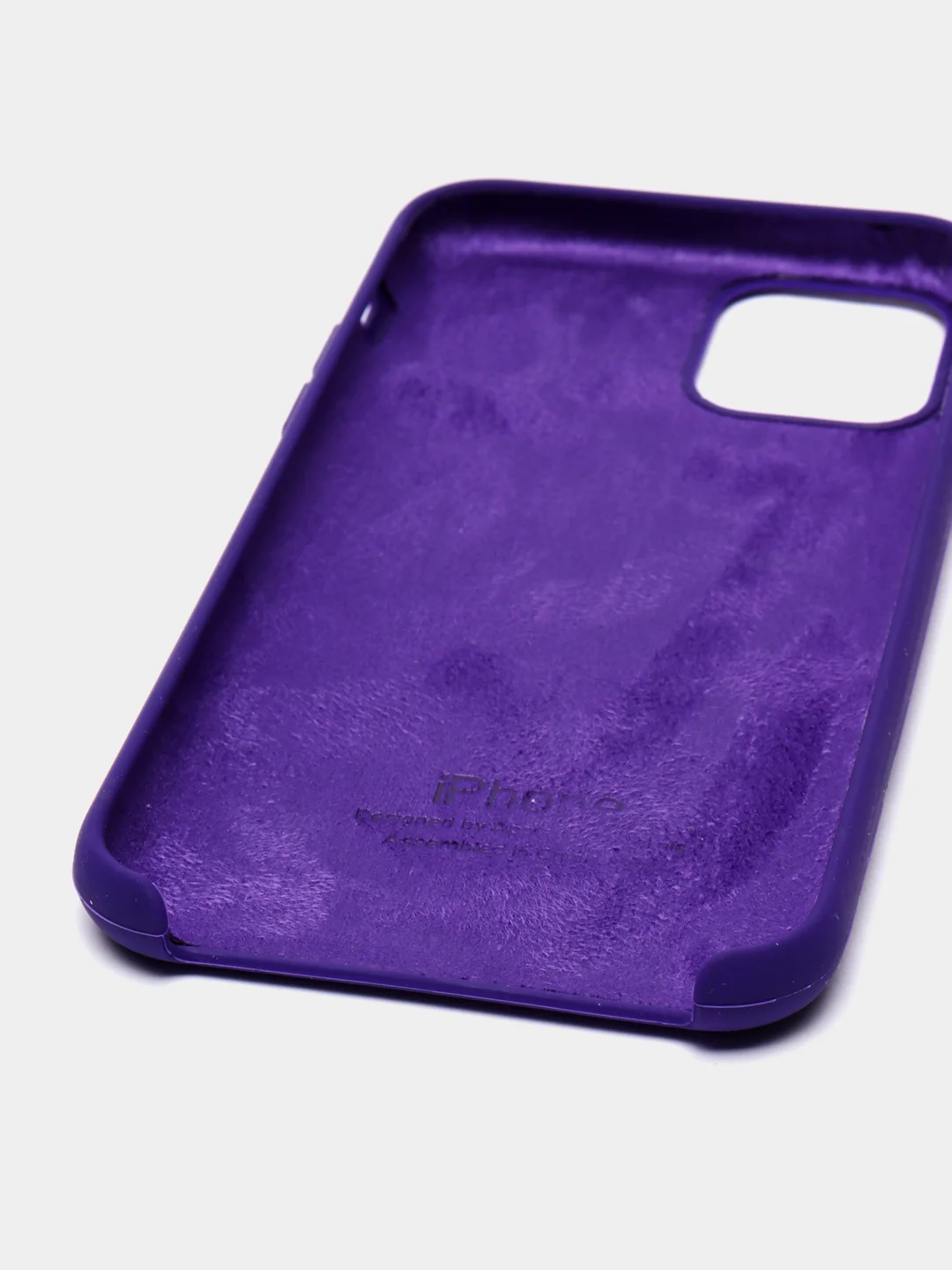 Фиолетовый силиконовый чехол для iPhone 11 pro
