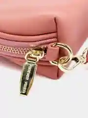 Розовый косметичка на молнии кожаная