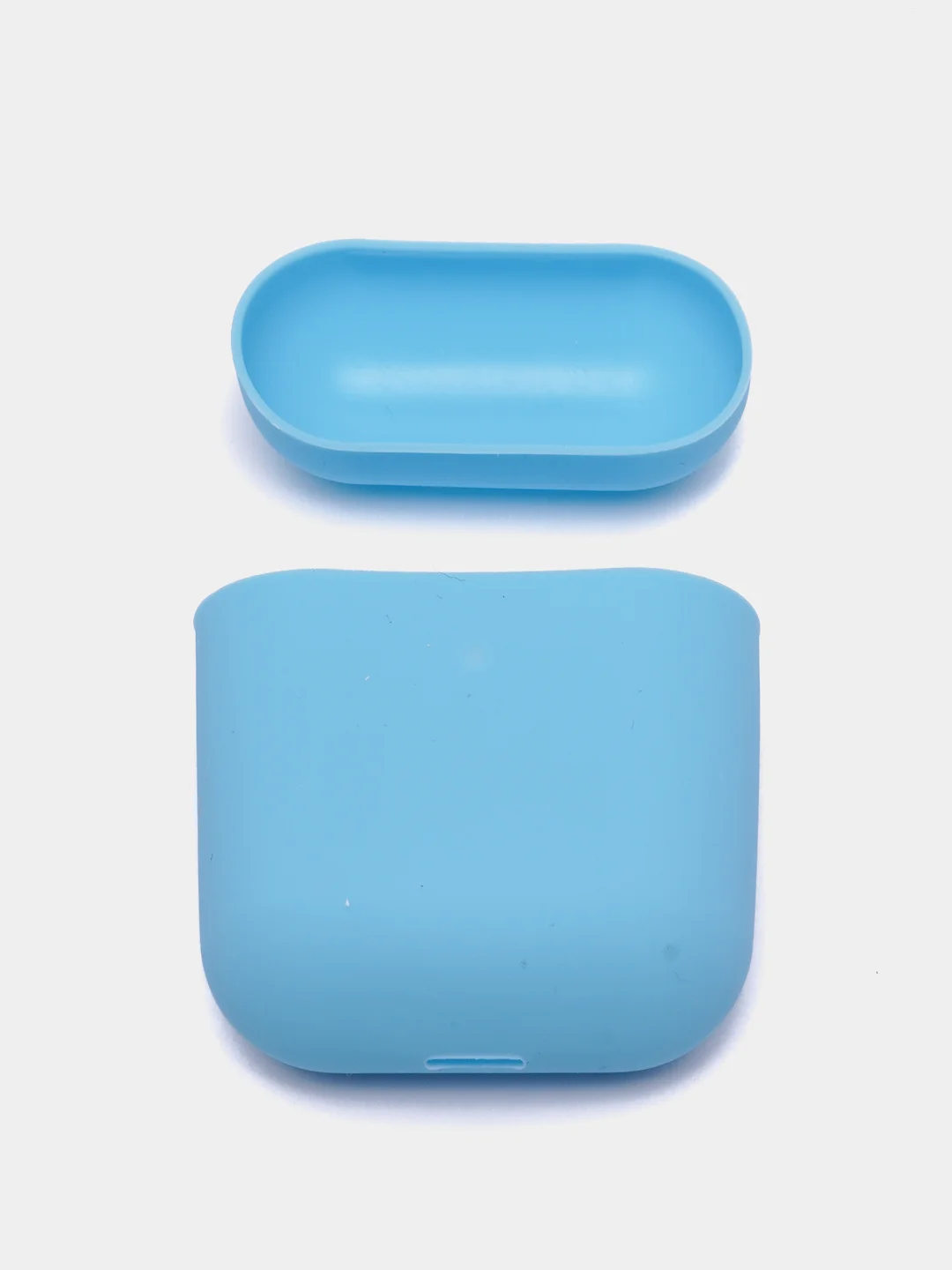 Голубой чехол для Apple Airpods 2