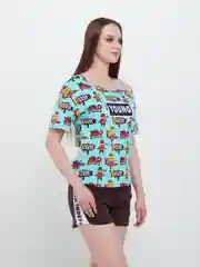 Домашняя пижама с футболкой и шортами