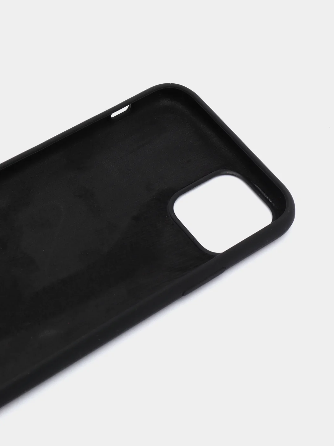 Черный силиконовый чехол для iPhone 11 pro