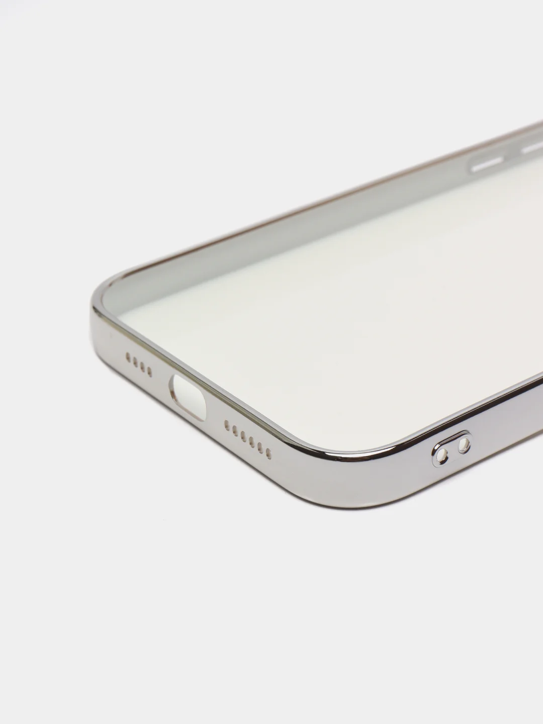 Белый чехол для iPhone 13 Pro Max силиконовый айфон про макс