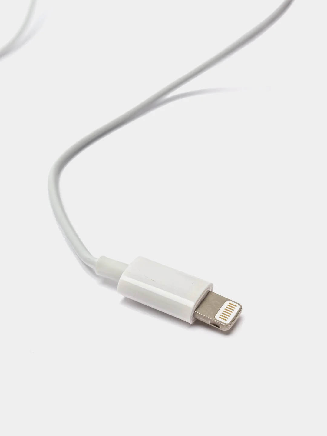 Наушники вакуумные проводные lightning (подключение через Bluetooh)