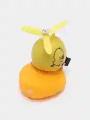 Бежевый утка в шлеме
