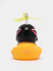 Вишнёвый утка в шлеме