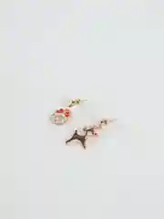 Золотой серьги-подвески новогодние, ассиметричные