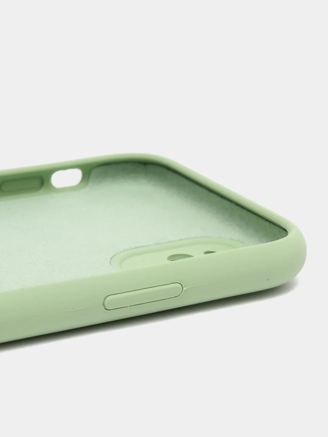 Оливковый силиконовый чехол iPhone 11, Silicone Case, с закрытым низом и защитой камеры