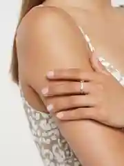 Кольцо с камнями