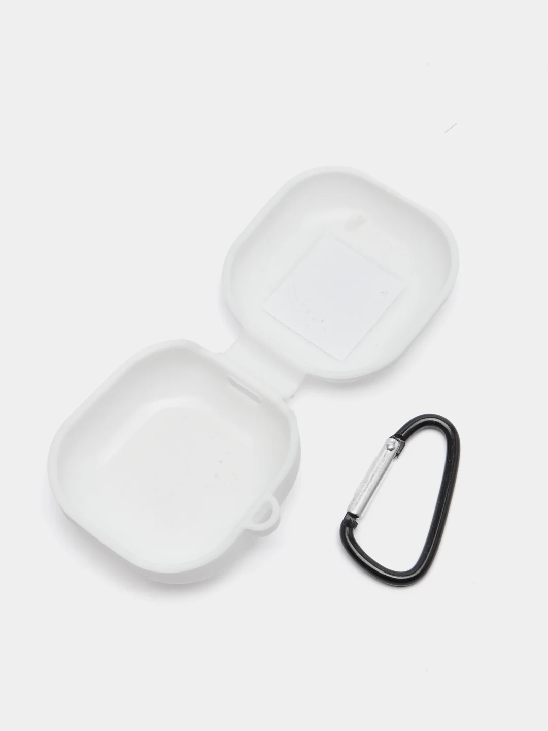 Белый cиликоновый чехол для наушников Samsung Galaxy Buds Pro/Buds Live/Buds 2 с карабином