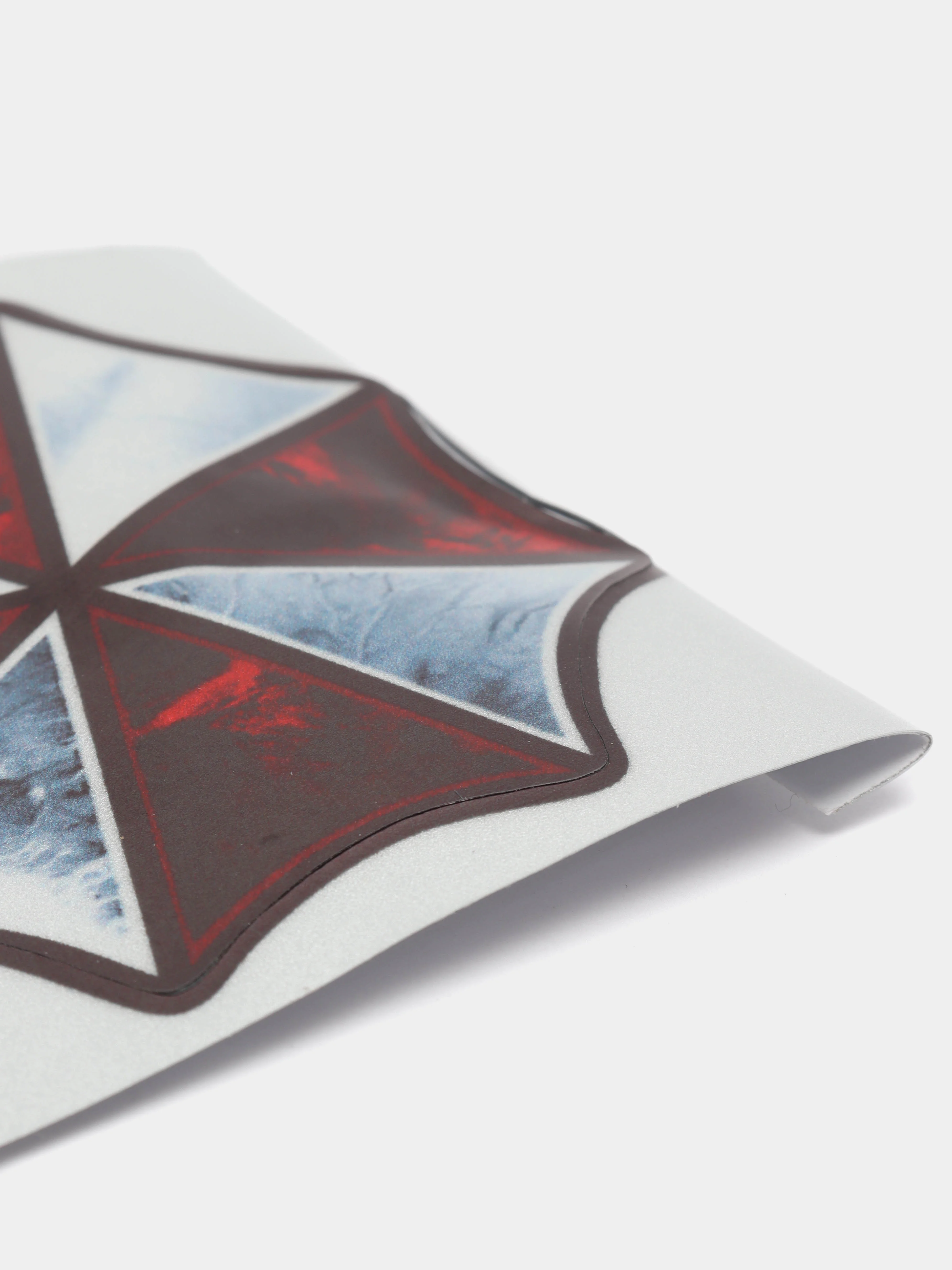Красный наклейка на авто "Umbrella corporation"