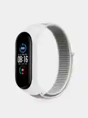 Белый ремешок на липучке для Xiaomi Mi Band 3, 4, 5, 6, 7 Сяоми Ми Банд