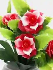 Красный искусственные цветы. Розы (пластиковый букет)