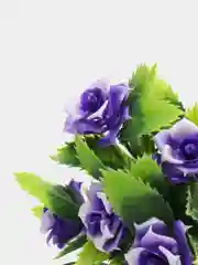 Лавандовый искусственные цветы. Розы (пластиковый букет)