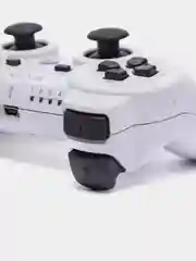 Белый беспроводной геймпад для PS3