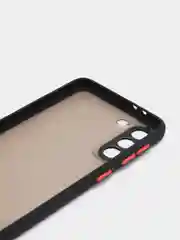 Черный чехол противоударный матовый для Samsung S21 Plus