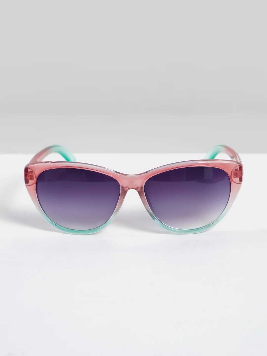 Салатовый солнцезащитные очки EYELEVEL Louise