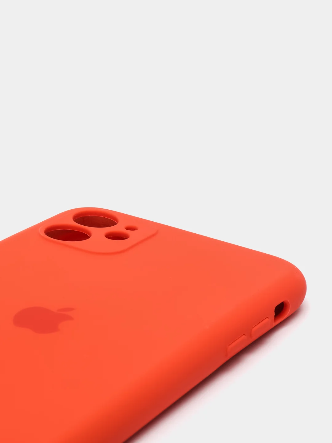 Коралловый силиконовый чехол iPhone 11, Silicone Case, с закрытым низом и защитой камеры