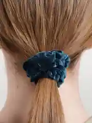 Хаки бархатная резинка, разные цвета