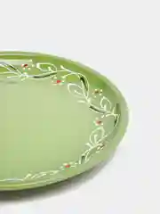 Блюдо среднее, на зеленом