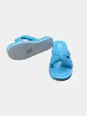 Женские шлепанцы