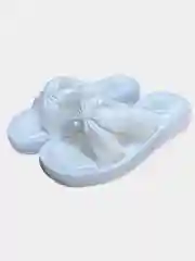 Женские шлепанцы