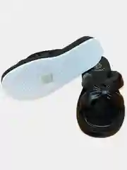 Женские шлепанцы