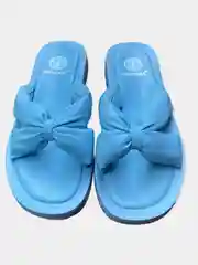 Женские шлепанцы